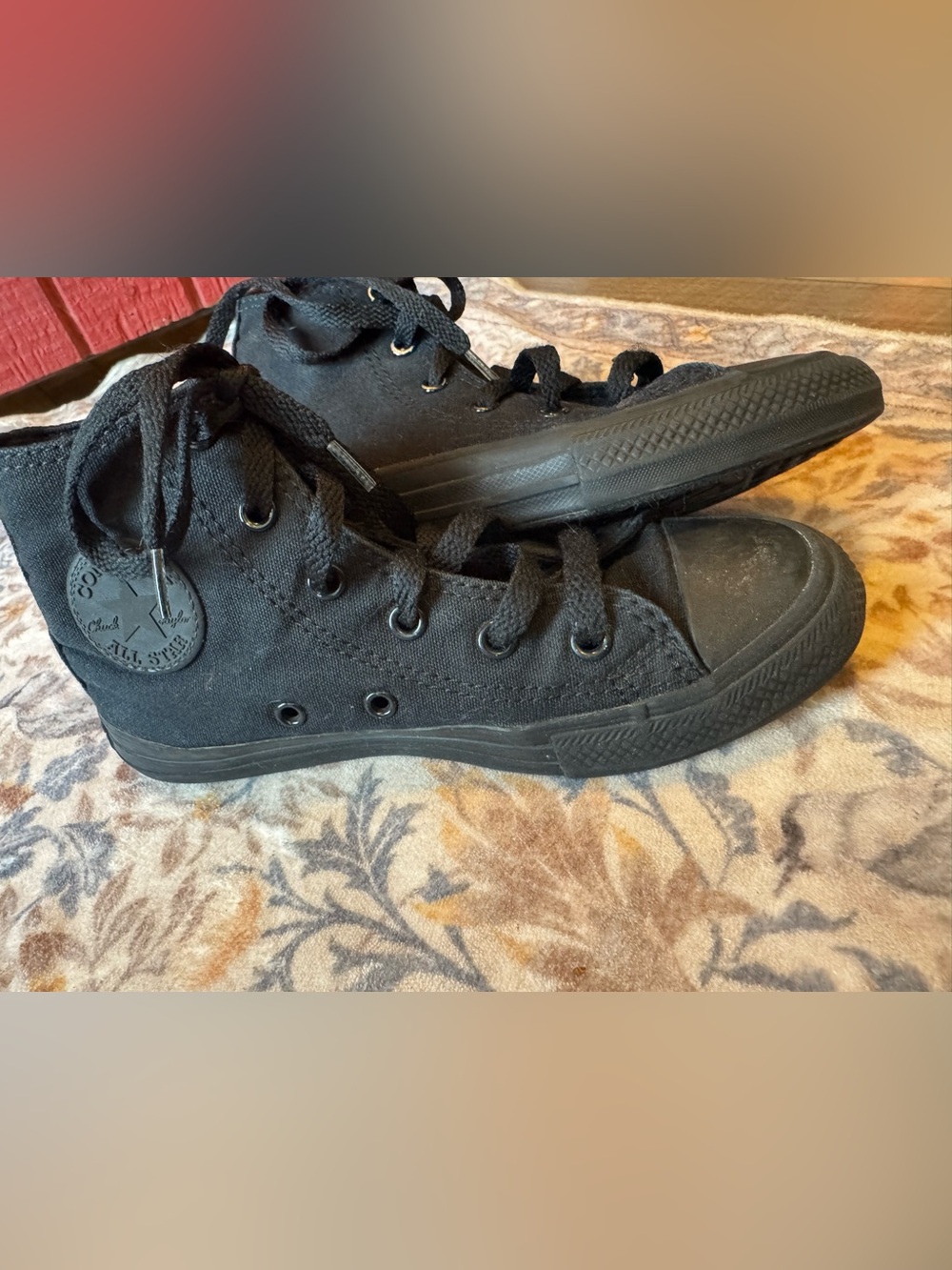 Kids Converse Chuck Taylor Black Sneakers sz 1